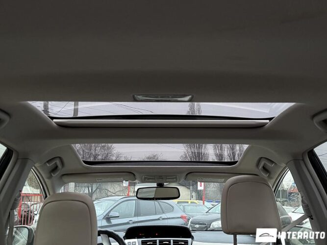 toyota Prius Plus / V 2014