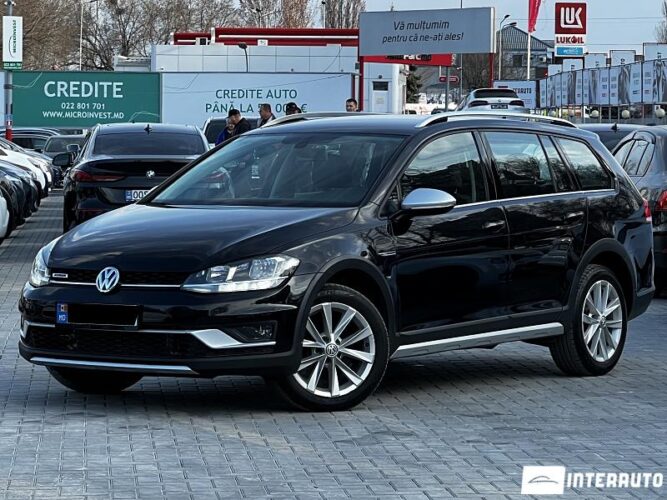 Volkswagen Golf Alltrack 2017 doar la InterAuto