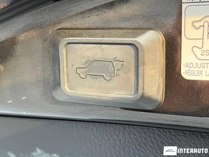 Toyota Rav-4 51 toyota Rav-4 2016