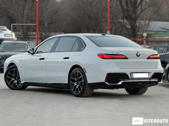 bmw 750e XDrive 2024
