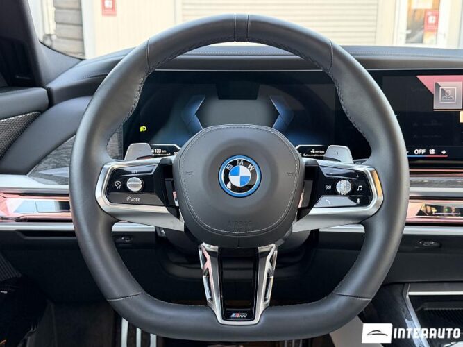 bmw 750e XDrive 2024
