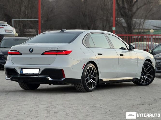 bmw 750e XDrive 2024