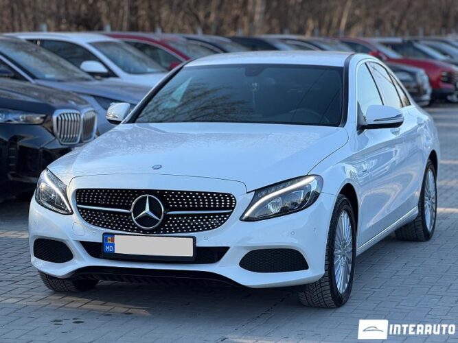 Mercedes C 350e 2016 doar la InterAuto