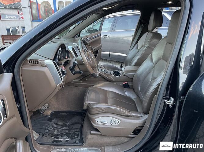 porsche Cayenne 2013