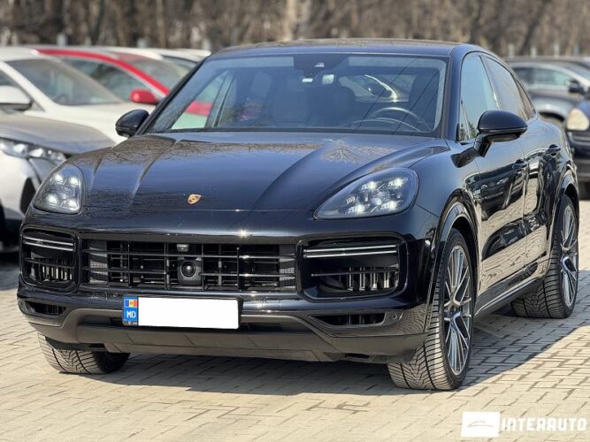 Porsche Cayenne Turbo S-E Hybrid Coupe 2020 doar la InterAuto
