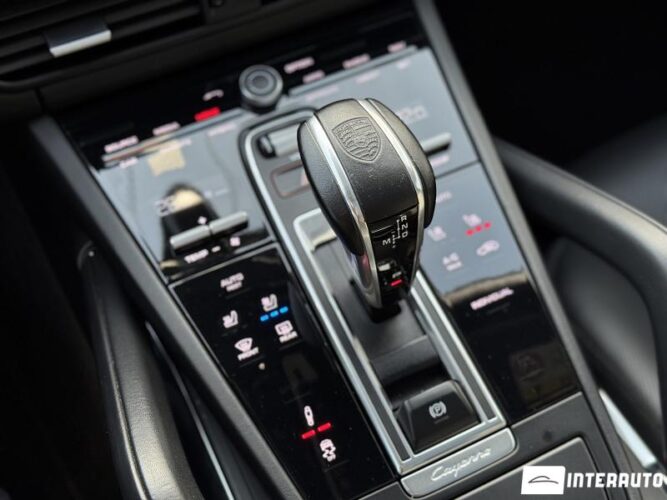 porsche Cayenne Turbo S-E Hybrid Coupe 2020