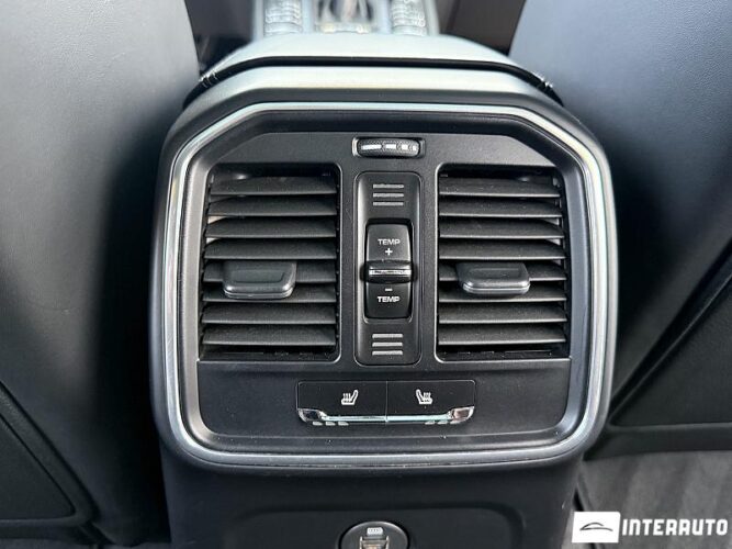 porsche Macan GTS 2017