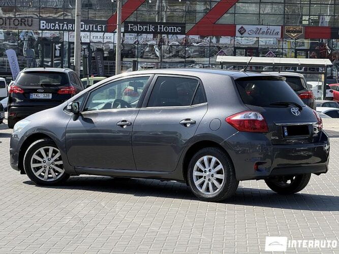 toyota Auris 2010