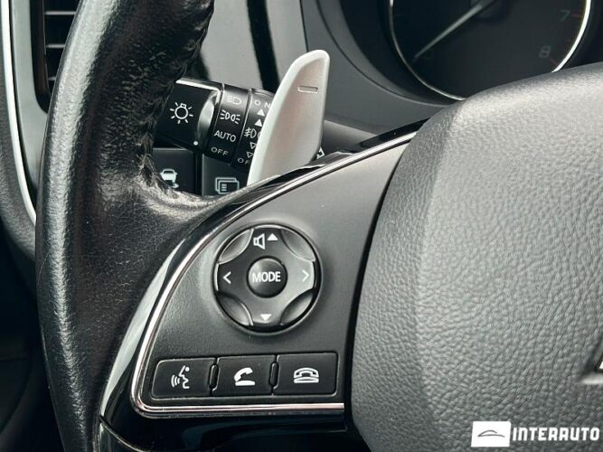 Mitsubishi Outlander 42 mitsubishi Outlander 2015