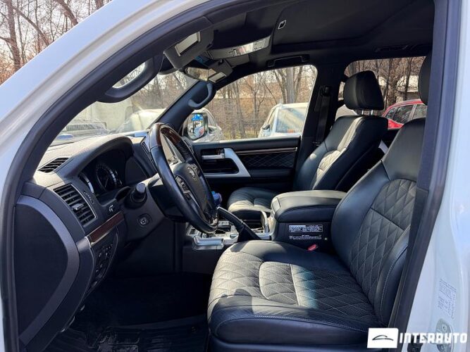 toyota Land Cruiser 2017