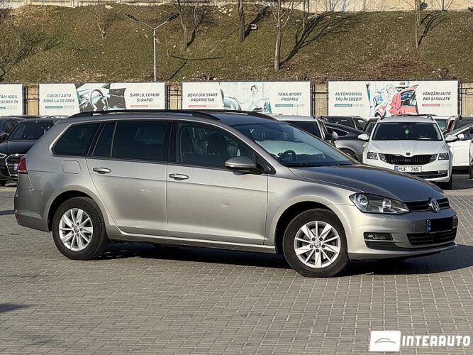 Volkswagen Golf 2015 doar la InterAuto