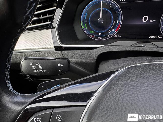 volkswagen Passat GTE 2015