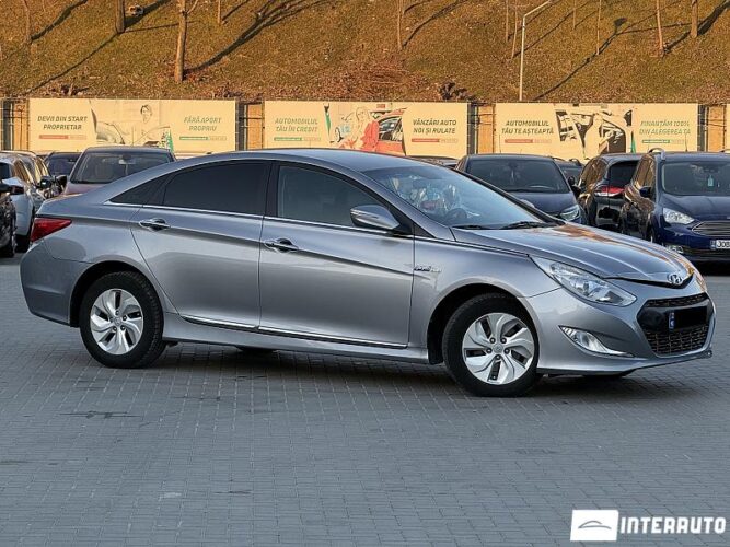 Hyundai Sonata 2014 doar la InterAuto