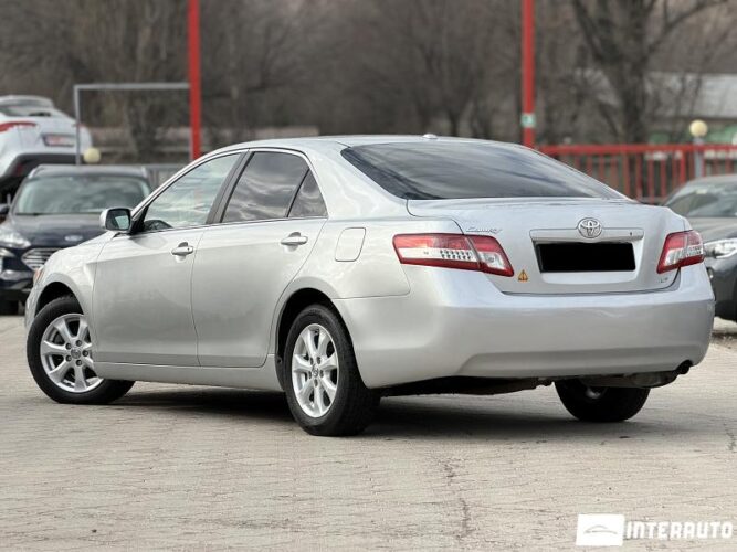 toyota Camry 2010
