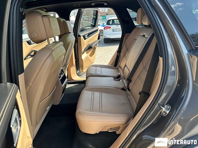 porsche Cayenne E-Hybrid 2020