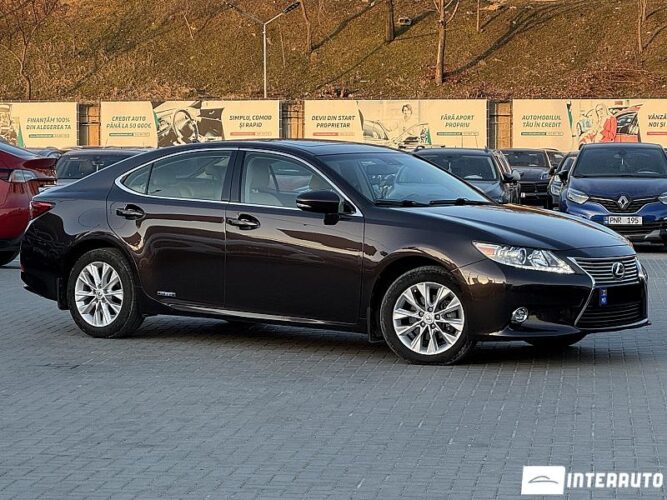Lexus ES 300h 2012 doar la InterAuto