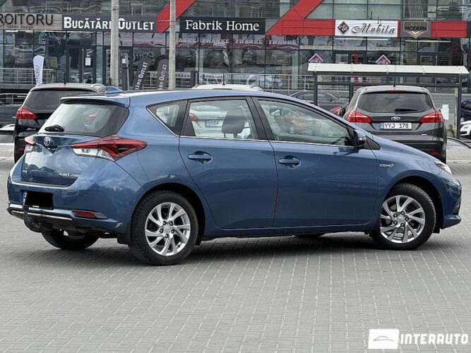 toyota Auris 2016