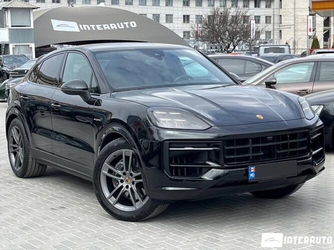 Porsche Cayenne E-Hybrid Coupe 2024 doar la InterAuto