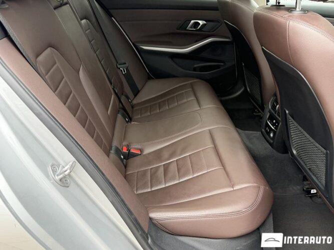 BMW 320 2019 doar la InterAuto
