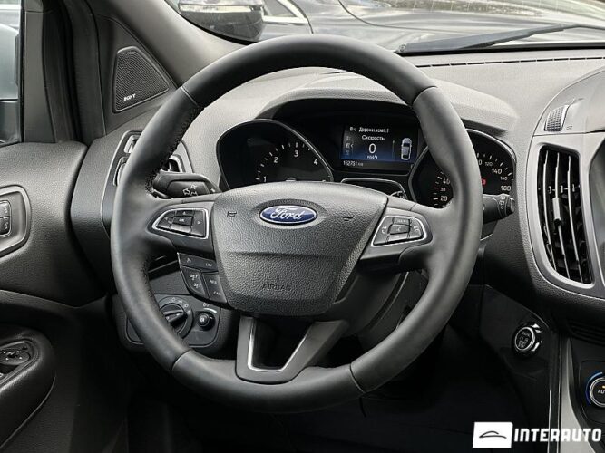 ford Kuga 2017