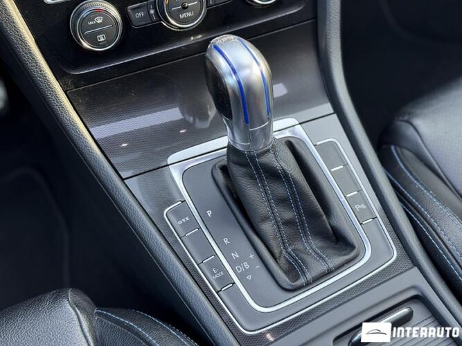 volkswagen Golf GTE 2015