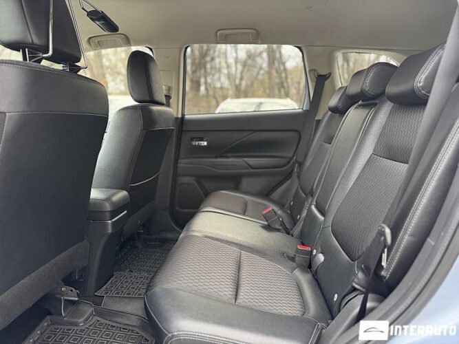 mitsubishi Outlander 2014