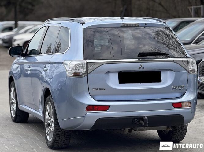 mitsubishi Outlander 2014