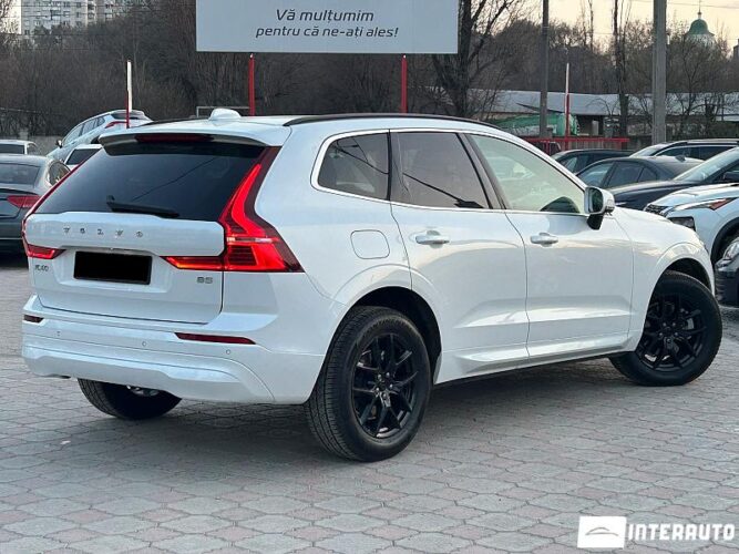 volvo XC 60 2022