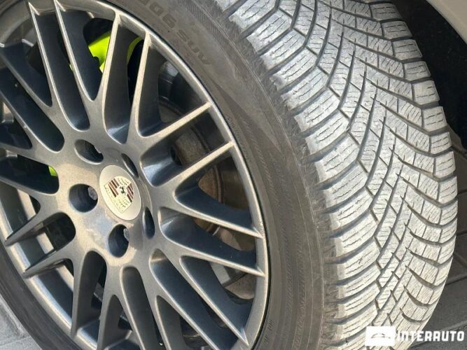 porsche Cayenne 2015