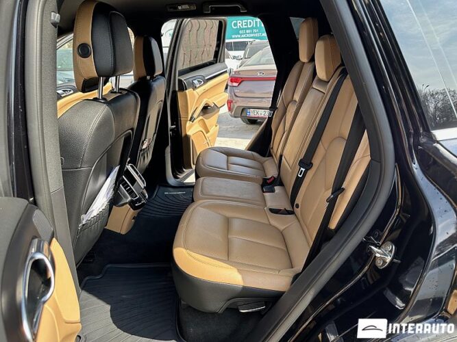 porsche Cayenne 2015