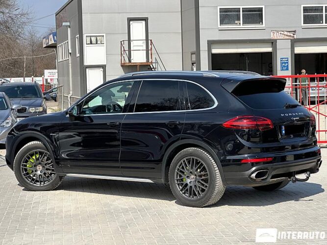 porsche Cayenne 2015