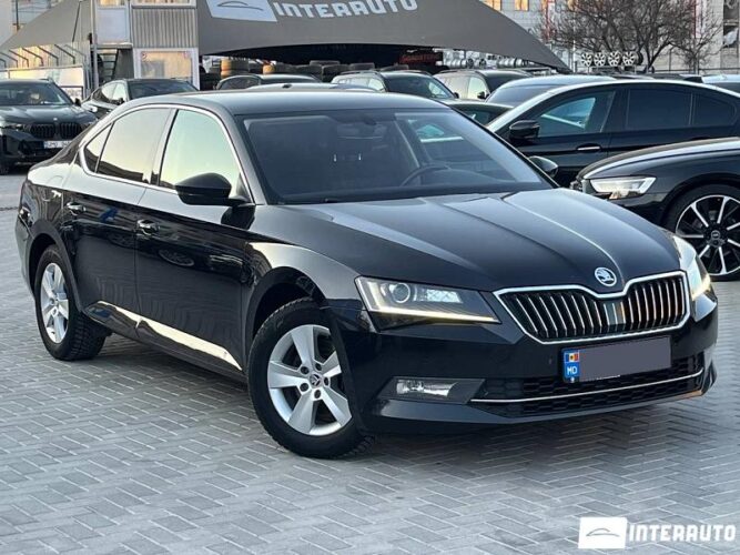 Skoda Superb 2018 doar la InterAuto