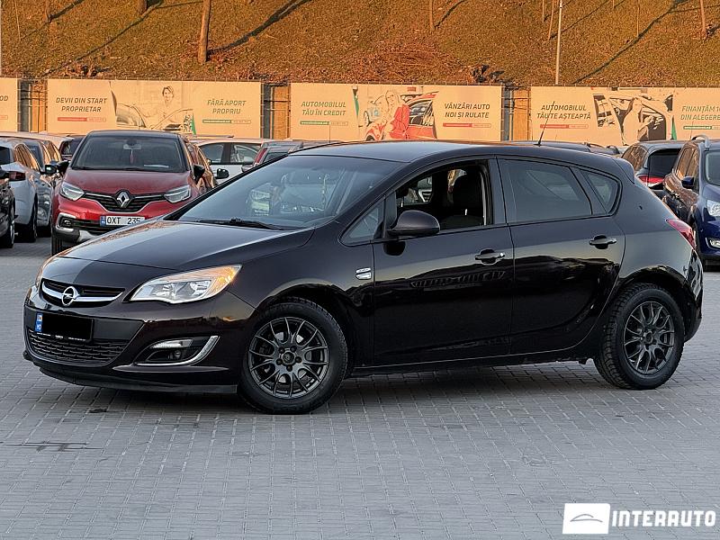 opel Astra 2012