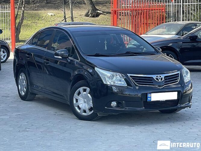 Toyota Avensis 2009 doar la InterAuto
