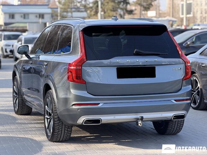 volvo XC 90 2018