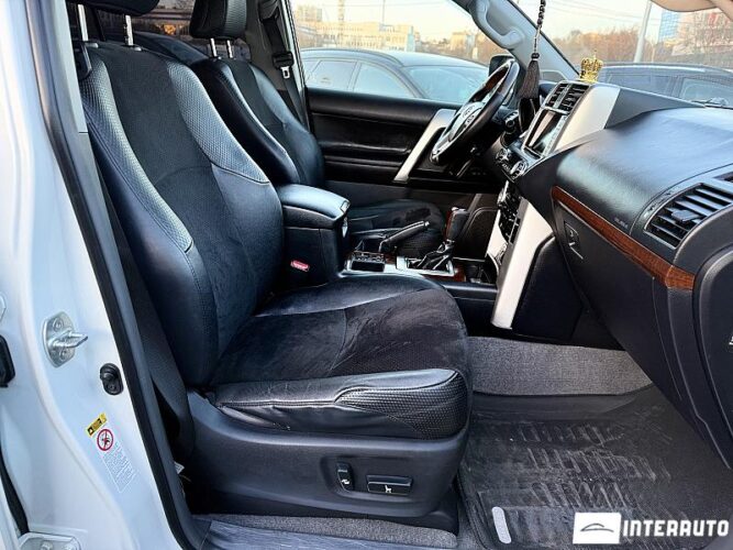 toyota Land Cruiser Prado 2013