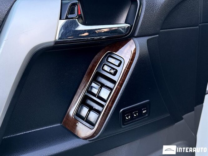 toyota Land Cruiser Prado 2013