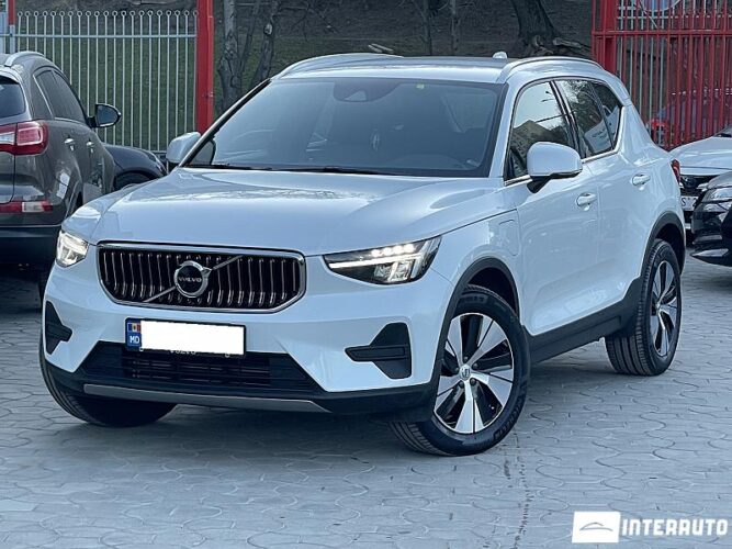 volvo XC 40 2023