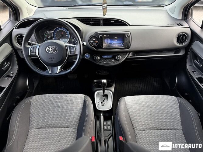 toyota Yaris 2016