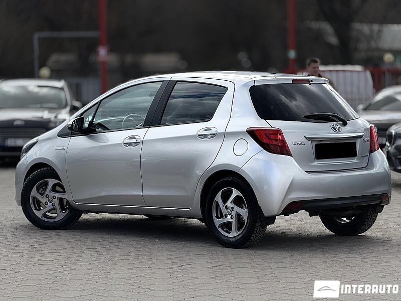 toyota Yaris 2016