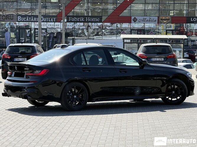 bmw 330 2019