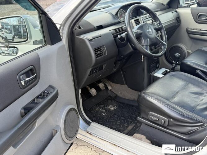 nissan X-Trail 2004