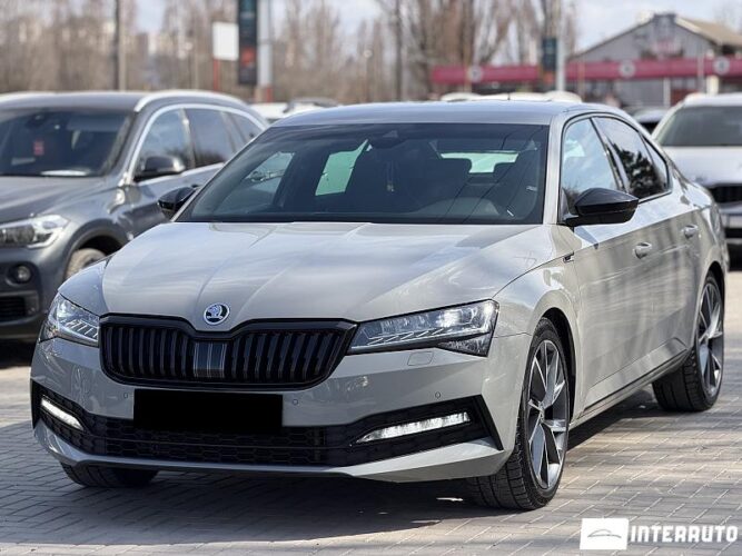 Skoda Superb 2020 doar la InterAuto