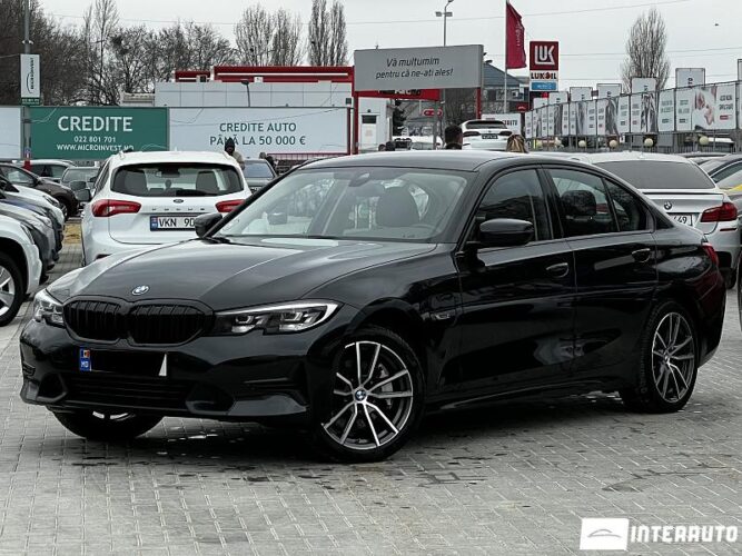 BMW 330E 2022 doar la InterAuto
