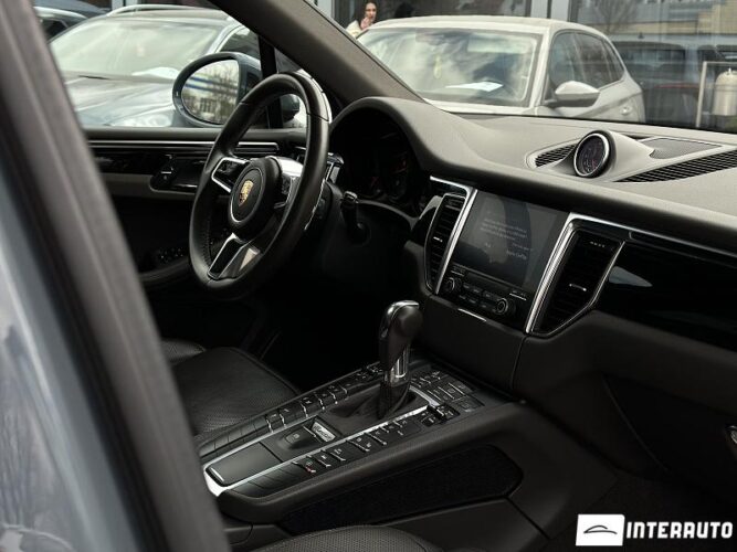 porsche Macan 2018