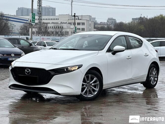 Mazda 3 2019 doar la InterAuto
