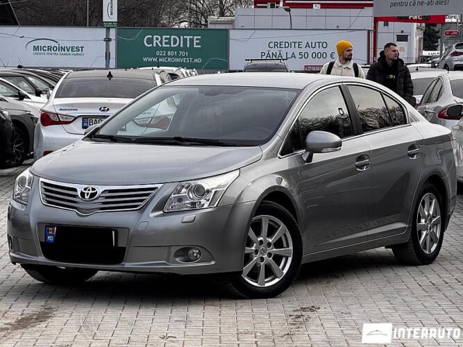 Toyota Avensis 2010 doar la InterAuto
