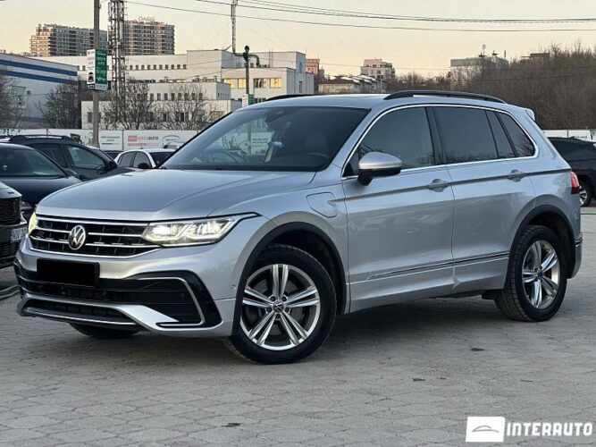 Volkswagen Tiguan 2021 doar la InterAuto