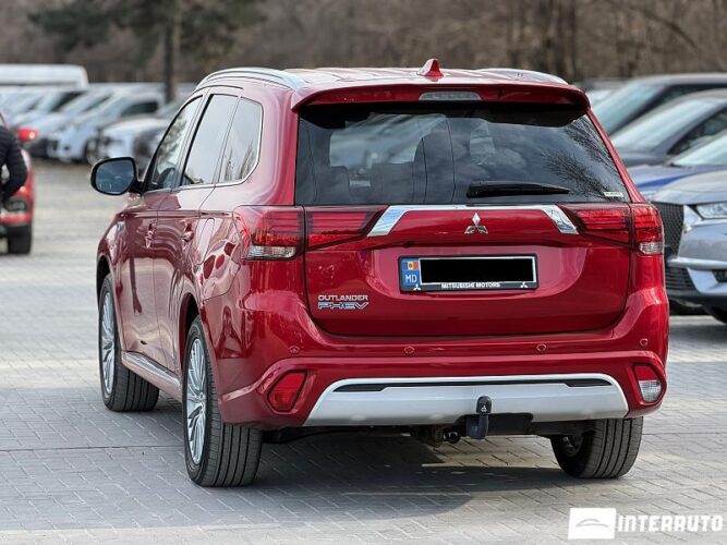 mitsubishi Outlander 2020