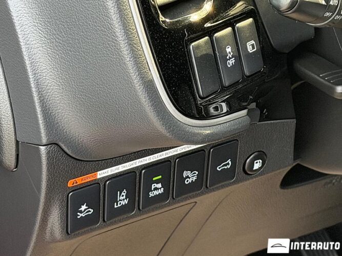 mitsubishi Outlander 2020